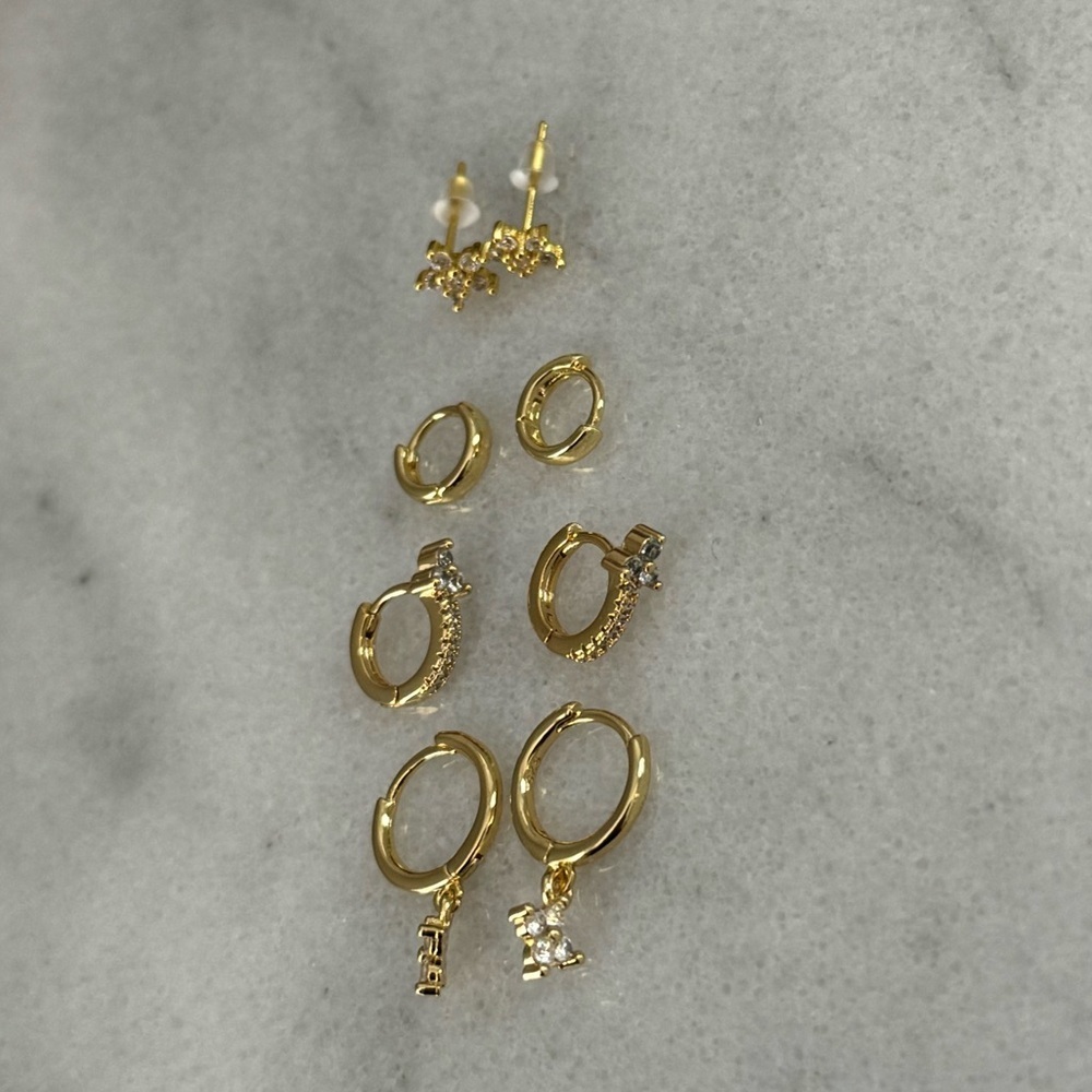 Gold Crystal Flower Huggie Hoop Earrings Set Brand New - Picture 2 of 4